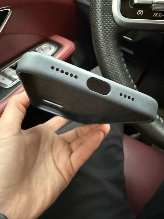 Оргинальный чехол iphone  16 pro max