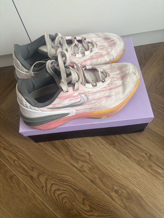 Продам баскетбольные кроссовки