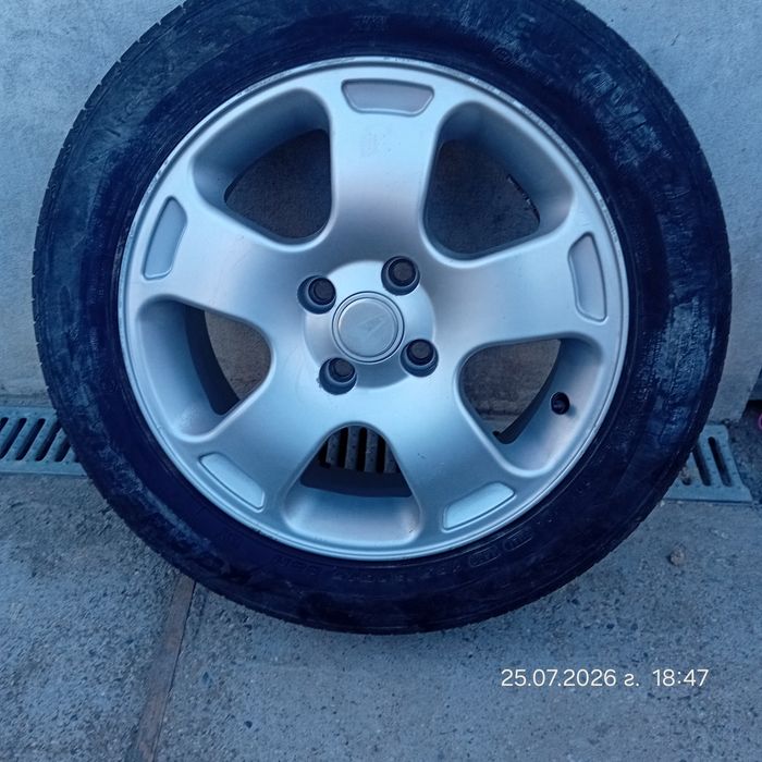 Комплект Джанти за автомобил