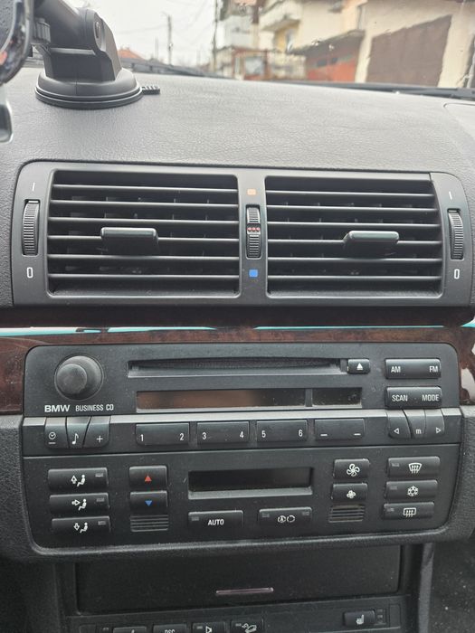 Продавам BMW 325xi