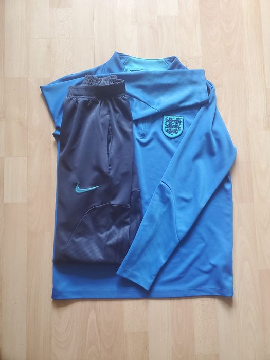 Оригинален екип Nike Dri-Fit S