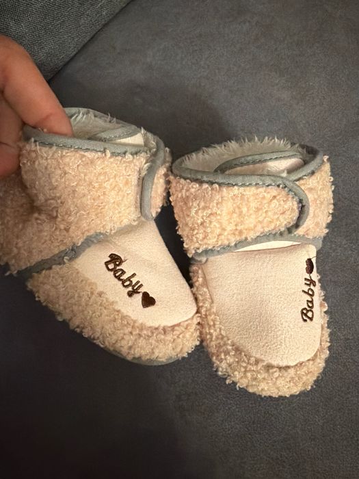 Розови Бебешки пантофи