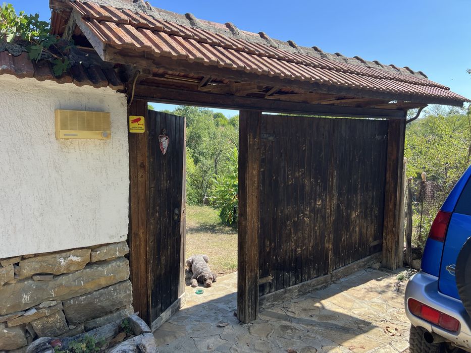 Автентична Реновирана къща в с.Радювене