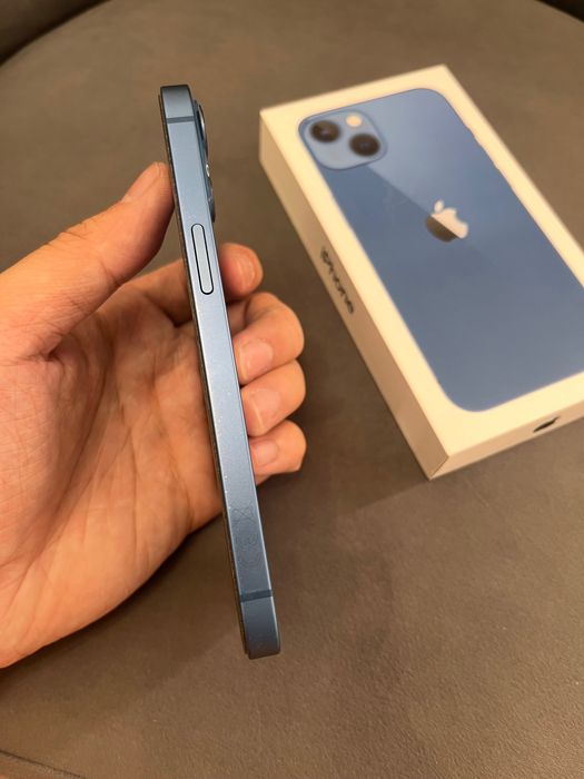 Продам iPhone 13 256 ГБ айфон 13