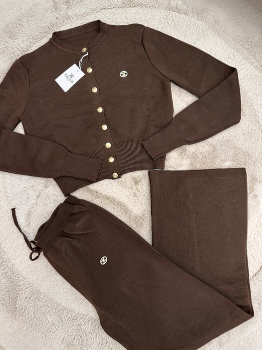 Дамски комплект от плетиво