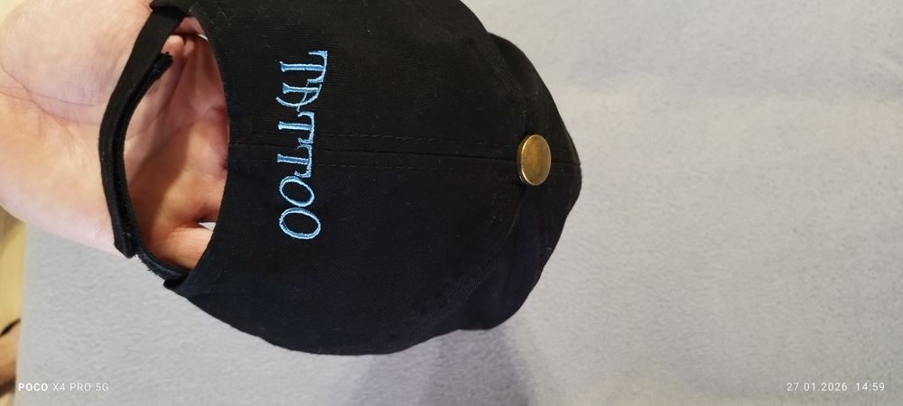 Метал шапка лятна