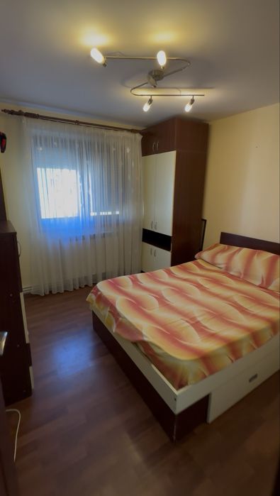 Apartament 2 camere,Centrala proprie,Etaj 3/4 zona Materna