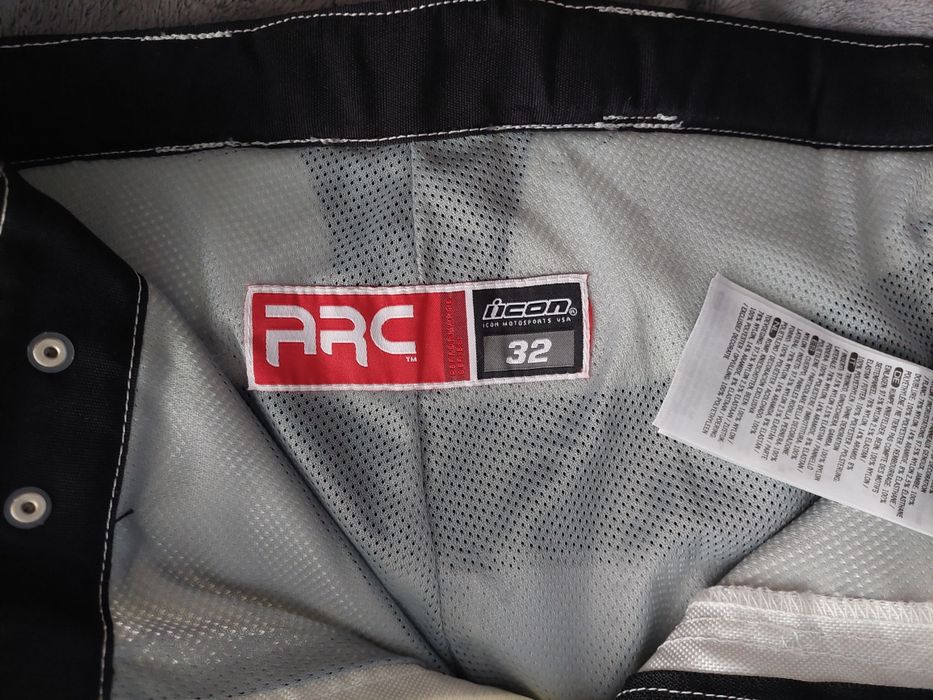 Pantaloni moto Icon ArcPant