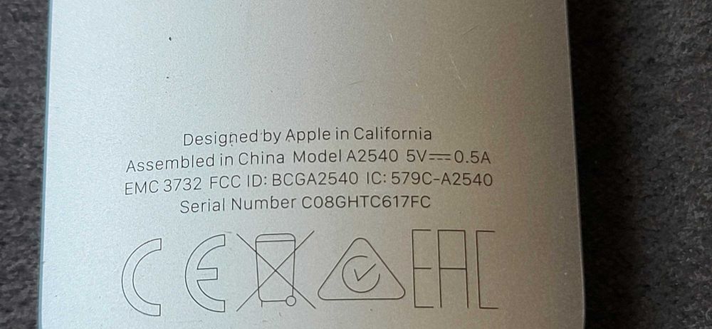 Apple A2540 Telecomanda Apple Siri control silver fuctionala originala  o telecomandă Siri Remote