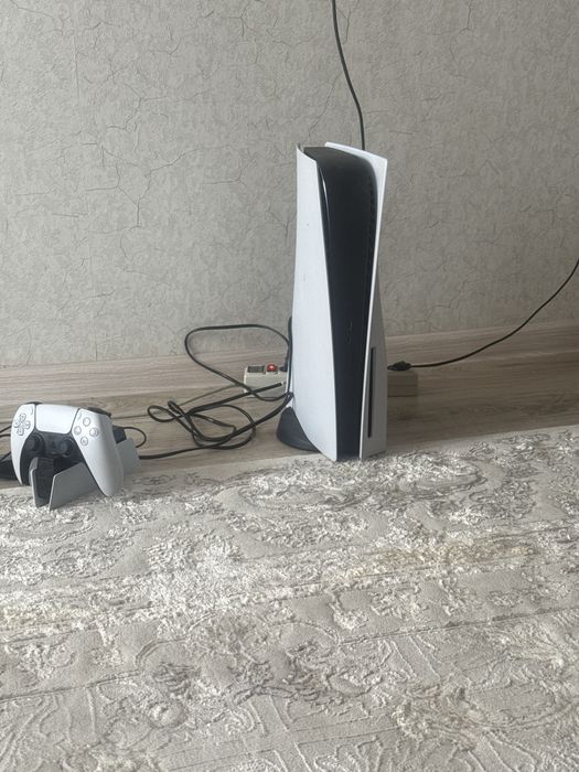 Ps5 825gb 4 Игры 1 диск FIFA26