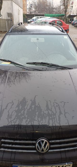 Vând Golf 4 1.6 benzina