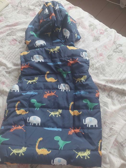 Продавам НОВ детски елек