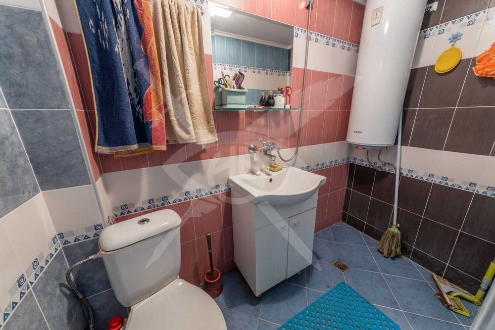 Продава се Къща в Варна, м-т Траката - 180 кв.м за 1328 €/кв.м - Снимка #9