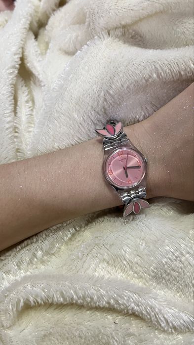 Продам новые Часы SHEILAR