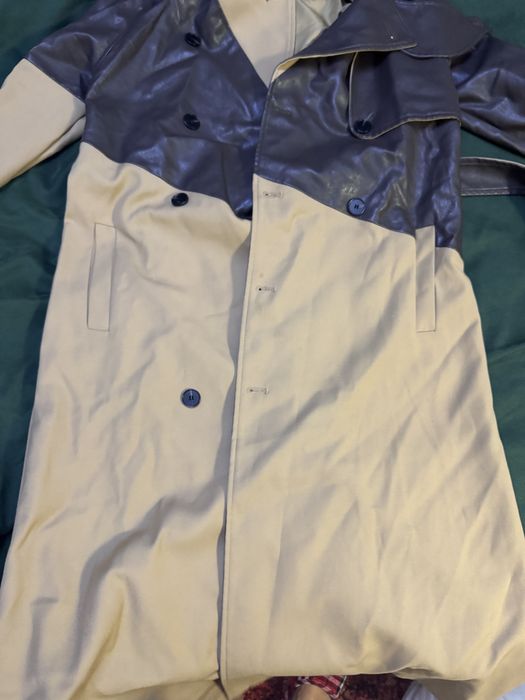 Продам тренч Botega