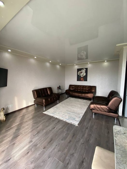 Сдаю Бурова люкс 2ух