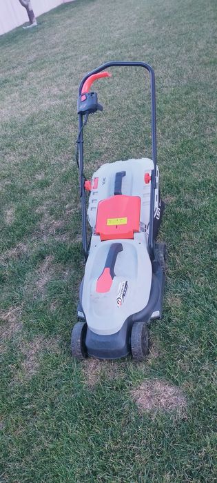 Masina de tuns gazon