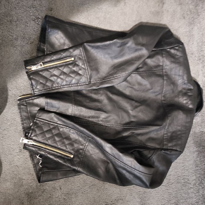 Кожено дамско яке