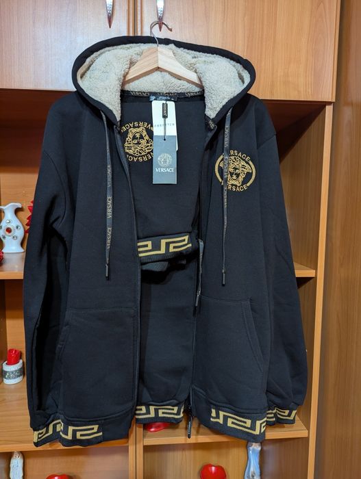 Trening dama nou cu eticheta