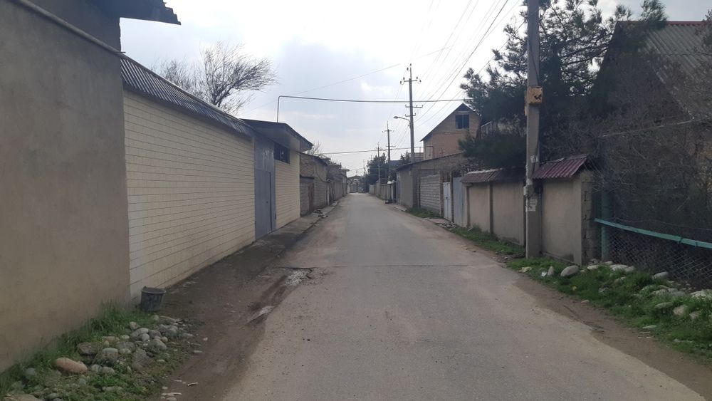 Яшнабадский р-н! Про-ся 6-соток земельный участок под строительство