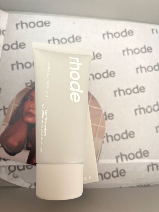 Rhode skincare комплект