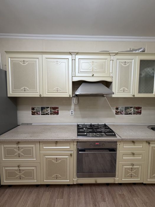 Кухонный гарнитур б/у