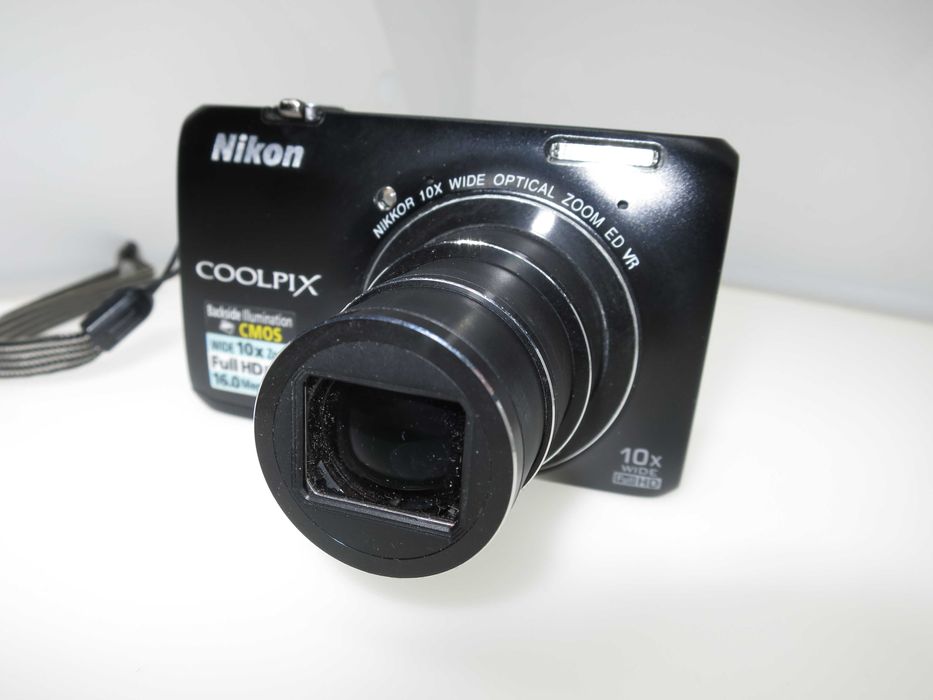 Nikon Coolpix S6300 компактен фотоапарат дигитална камера FULL-HD