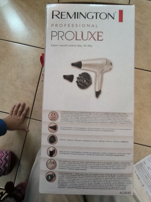 Сешоар Remington Pro luxe не отварян с гаранция