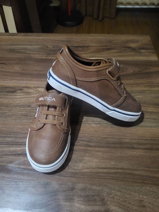 Продаются детские лоферы фирмы Nautica