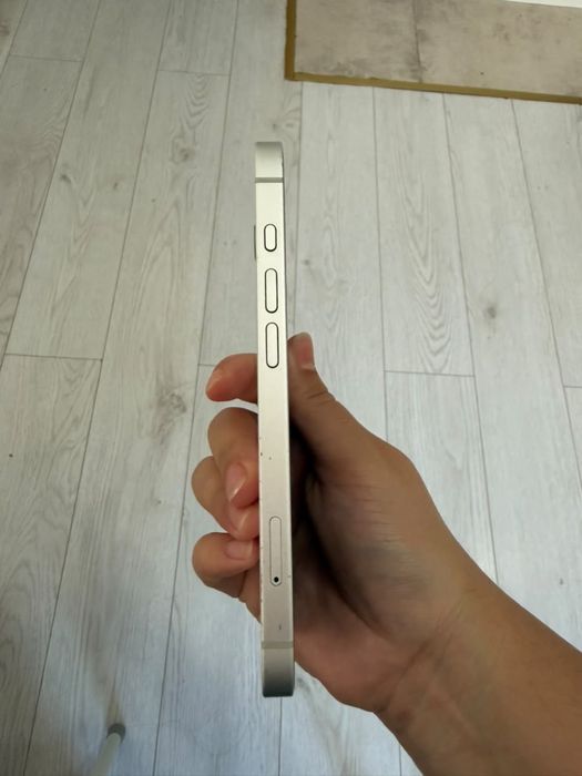 Продам или обменяю Iphone 16e