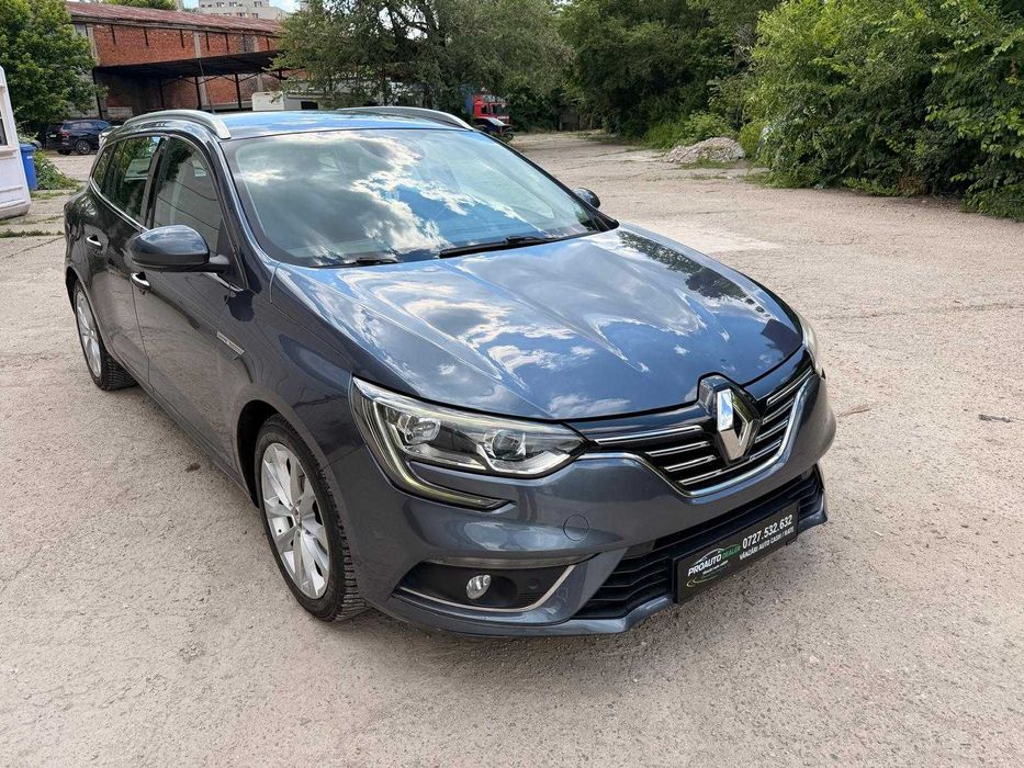 RENAULT Megane 2019