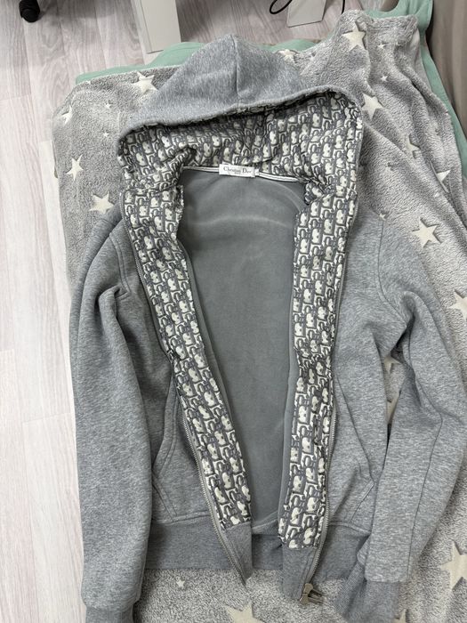 Продам зипку Dior