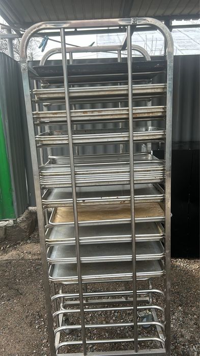 Тестомес, тестораскаточная машина, столы нерж