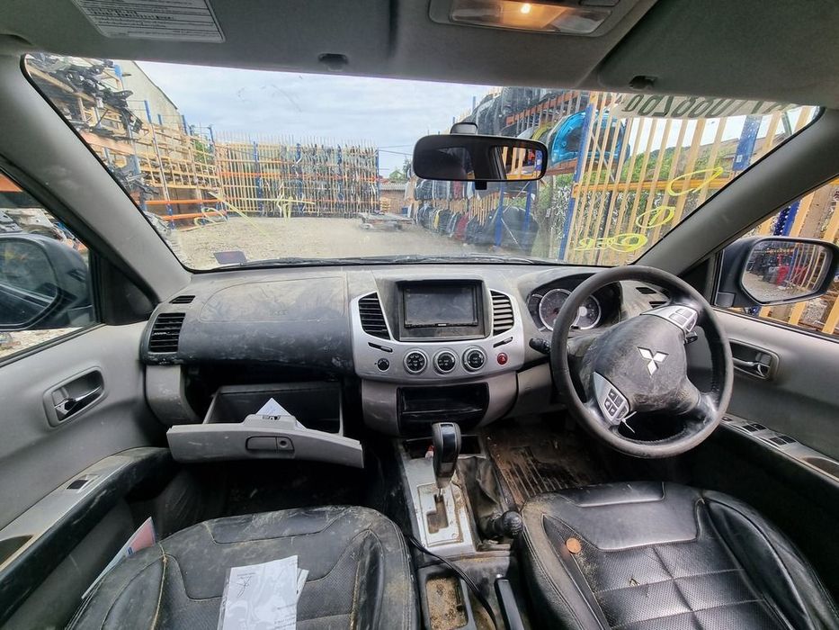 Geam dreapta fata Mitsubishi L200 Facelift 2010 - 2015 Pick Up Truck 4 Usi (1527)