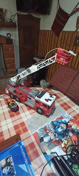 Голяма пожарна с дистанционно