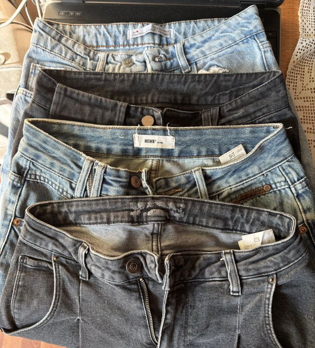 Джинсы продам 26 размер