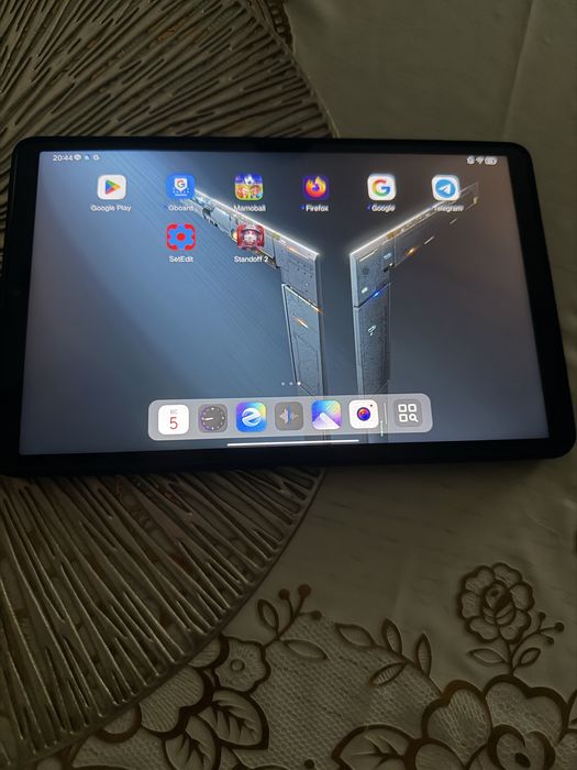 Планшет Lenovo Legion Y700