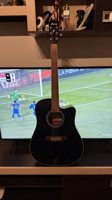 Chitară Ibanez model electro