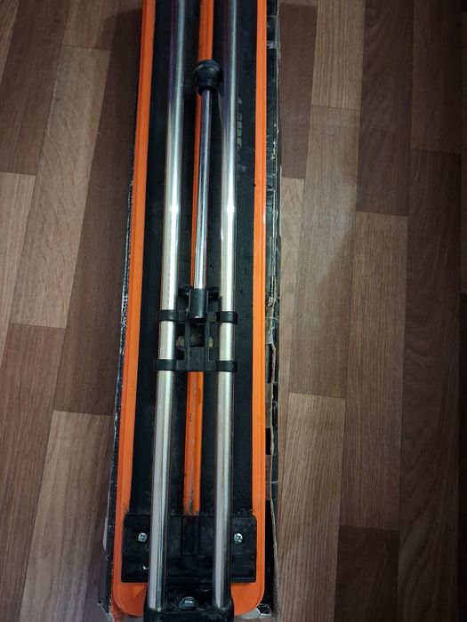 Плиткорез обычный для кафеля