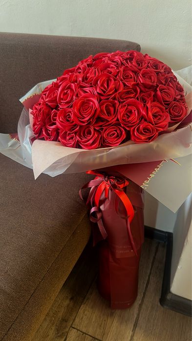 Букет от 101 вечни сатенени рози