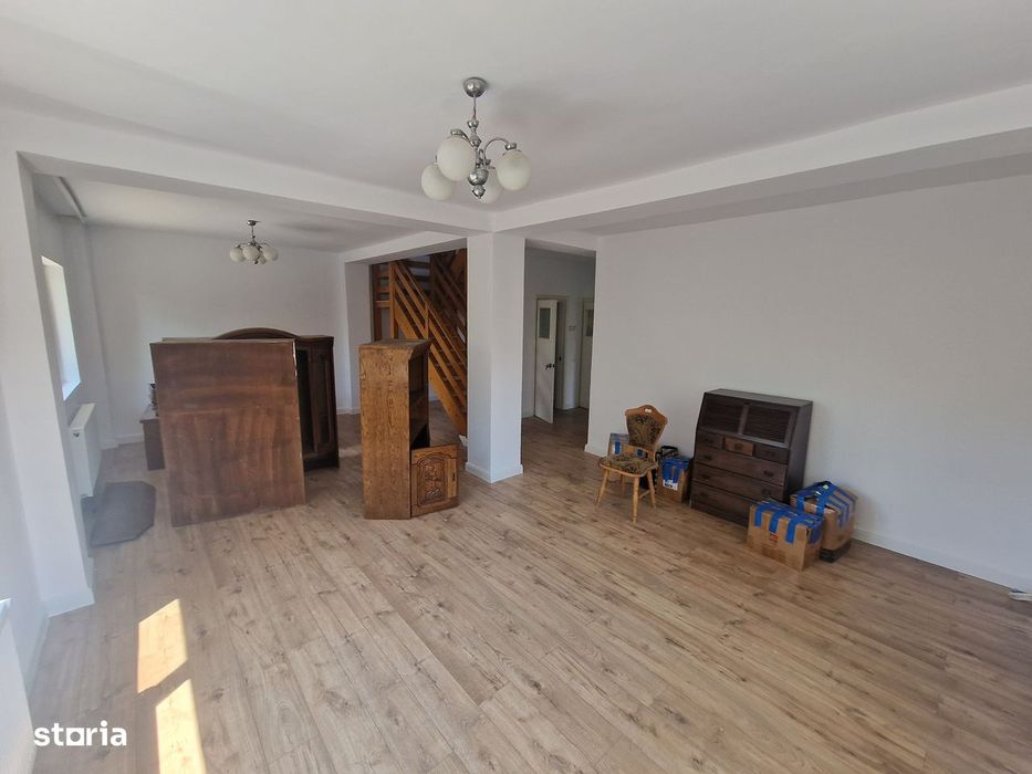 Casa Comarnic cartier ghiosesti +teren 700 mp