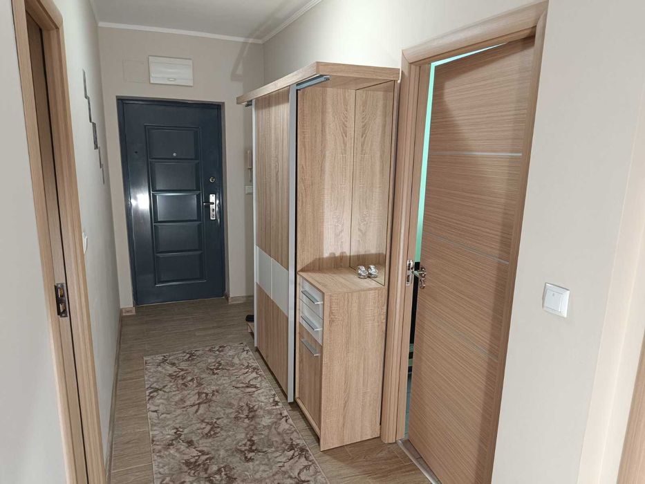 Дава се под наем Тристаен апартамент в Варна, Кайсиева градина - 83 кв.м за 714 € - Снимка #4