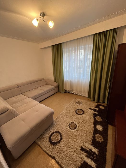 Vând apartament cu 2 camere, et. 1, str. Crângului