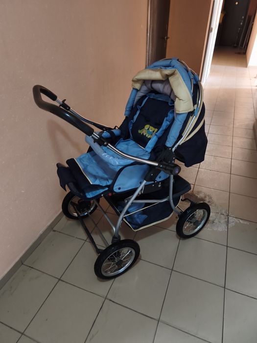 Коляска в хорошем состоянии