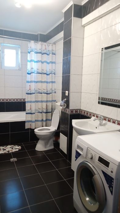 Apartament de închiriat 3 camere