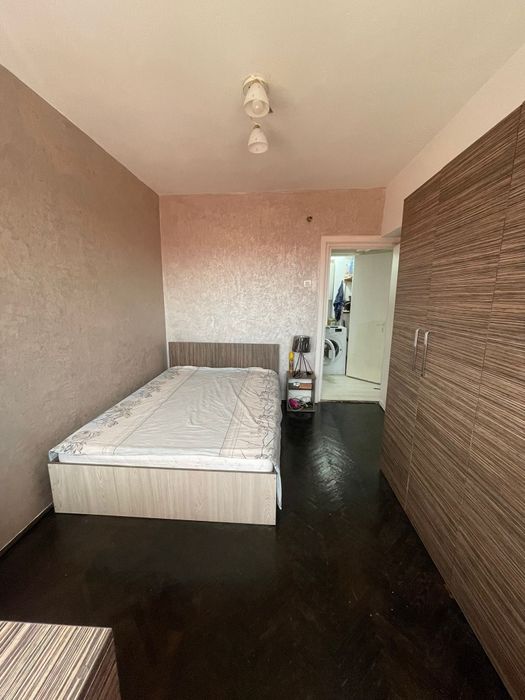 Apartament 2 camere decomandat de închiriat – Centru