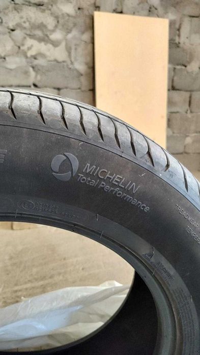 Anvelope de vara Michelin 215/65 R 17