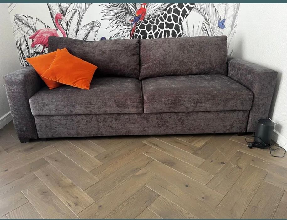 Диван   раскладной    2 метра