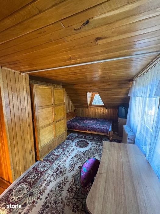 Casa 3 dormitoare, 90 mp, teren 10 ari, zona Firiza
