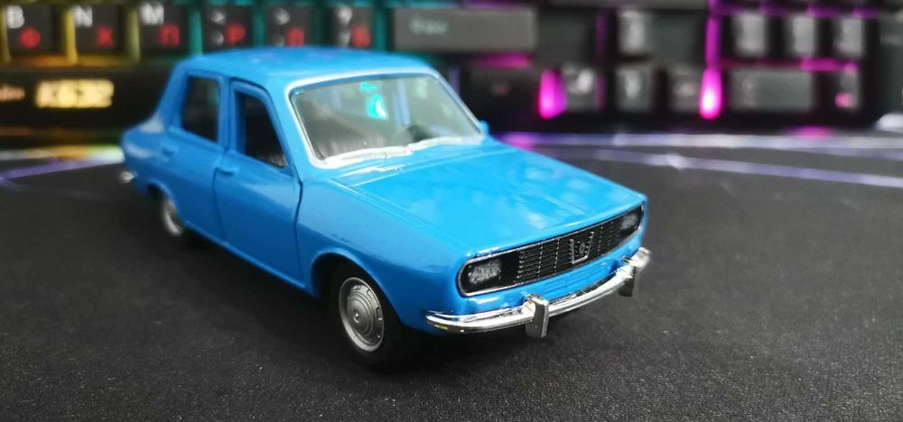 Рено 12 в мащаб 1:34